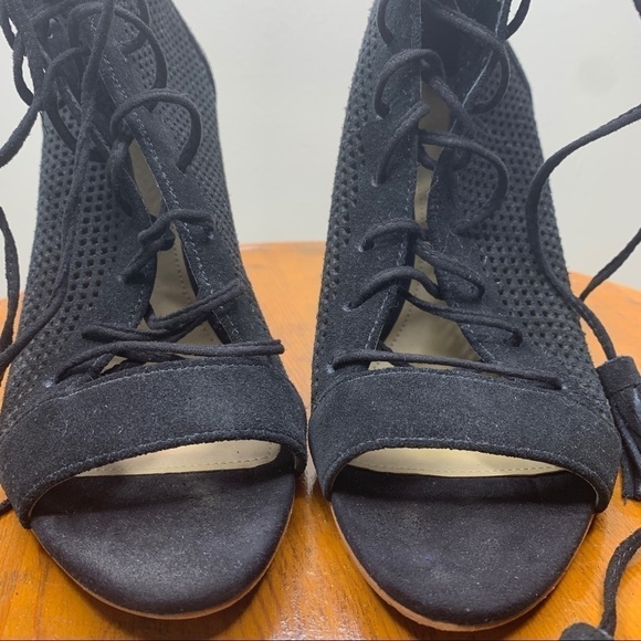 Marc Fisher Shaini Black Leather Cutout Perforated Peep-Toe Heel Boot Shoe 8M - Picture 3 of 16